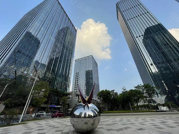 东莞南城南城车站浙商大厦(商住楼)哈地地铁口旁50米,特价急租,很新大