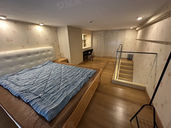 南昌红谷滩丰和北大道新力外滩9号铜锣湾旁精装loft公寓 家电齐全 整洁干净 1600每月出租房源真实图片