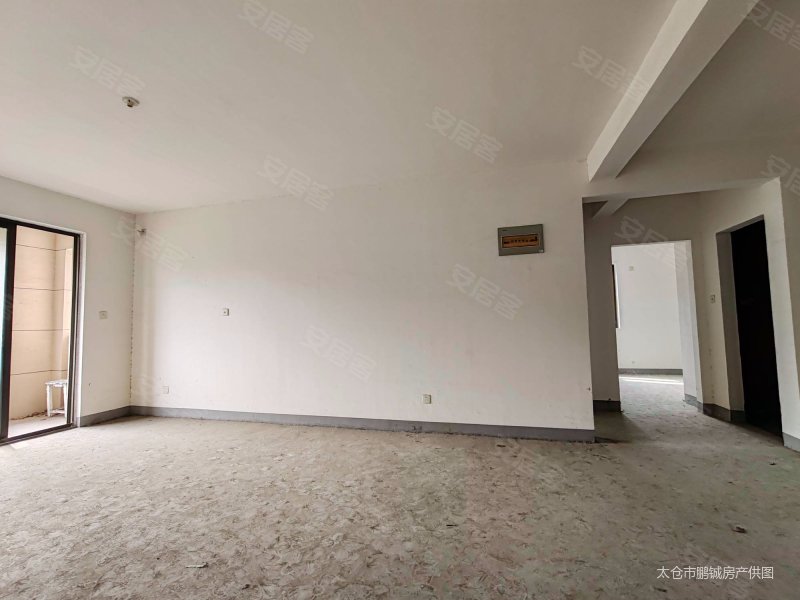 南洋二号公馆次新小区南北通透带产权车位近滨河公园