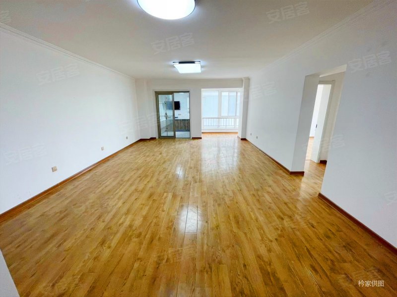 黄河北 龙源小区河景房 朝南 阳光日照长 大两居