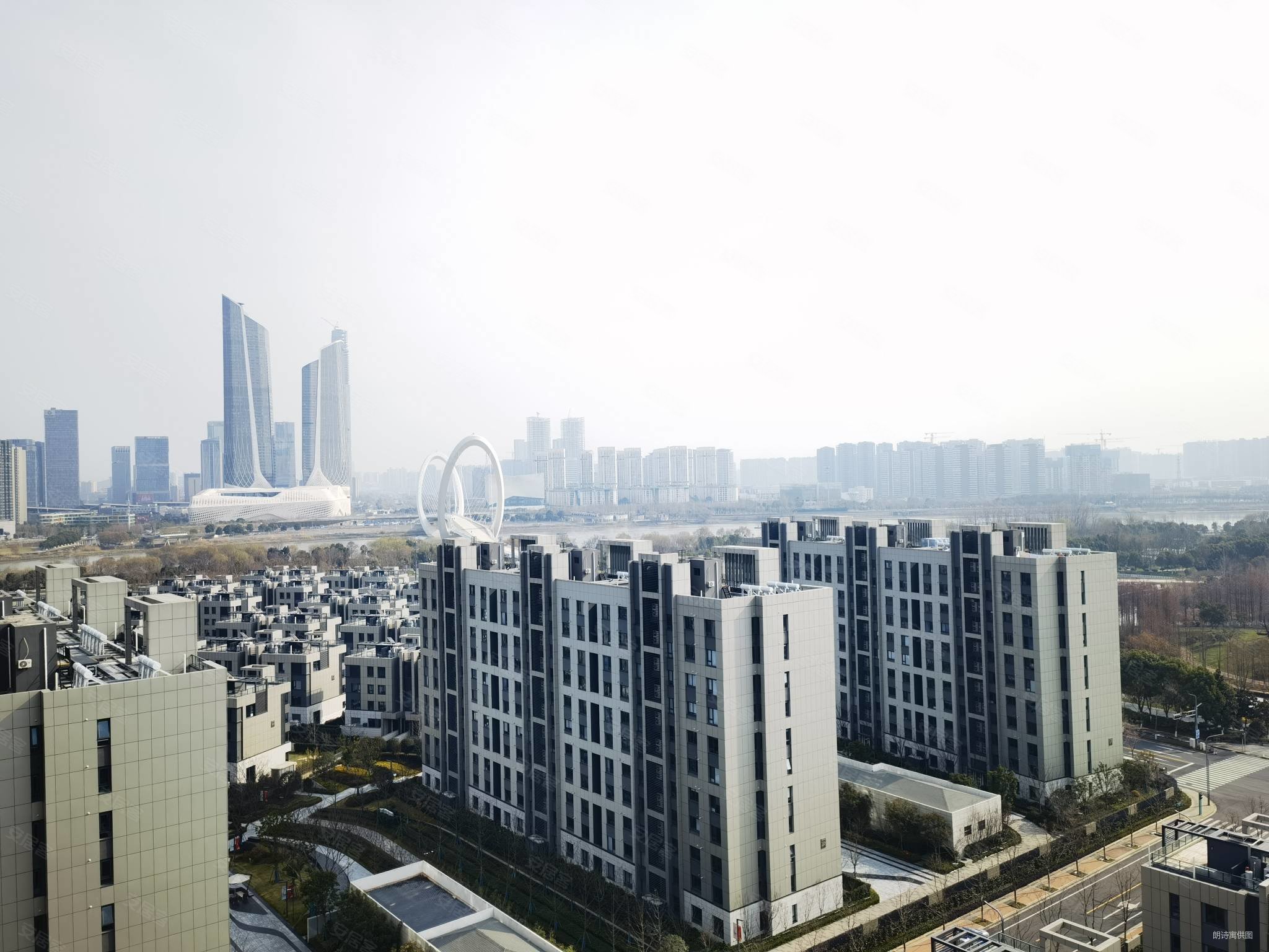 仁恒江湾世纪180平4室新空前排一线景观房