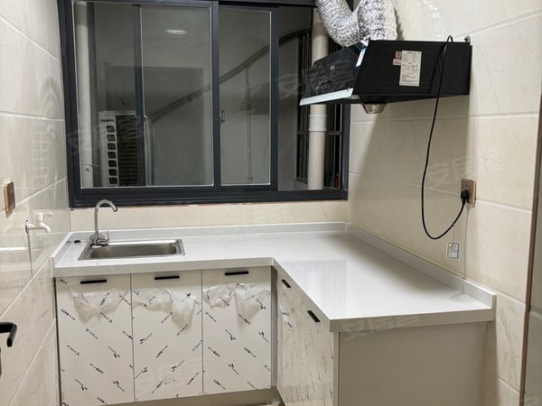 黔西南兴义桔山片区公园首府350到1300都有,都是独立房间,图片实拍