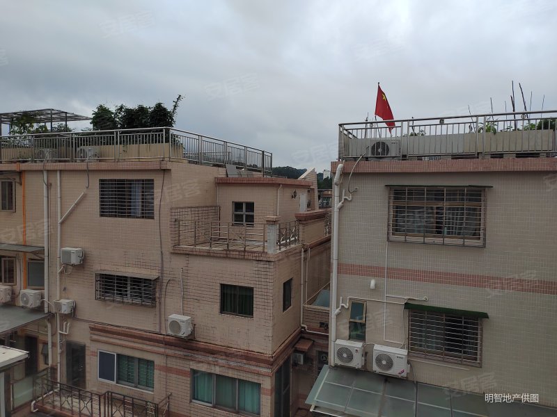 御景花园(别墅)3室2厅2卫145㎡南北235万