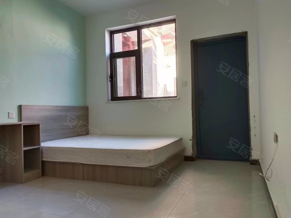 精装修标配冰箱洗衣机 空调 三间房 东赵村出租房源真实图片