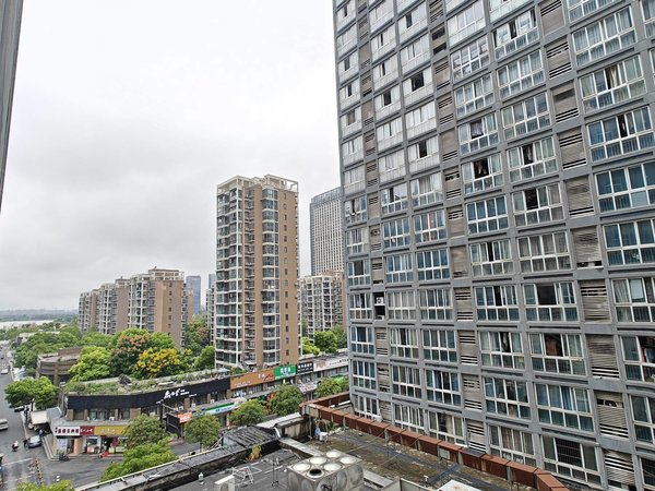 杭州钱塘金沙湖中沙金座中沙金座 金沙湖地铁口 高沙路地铁口旁 周边