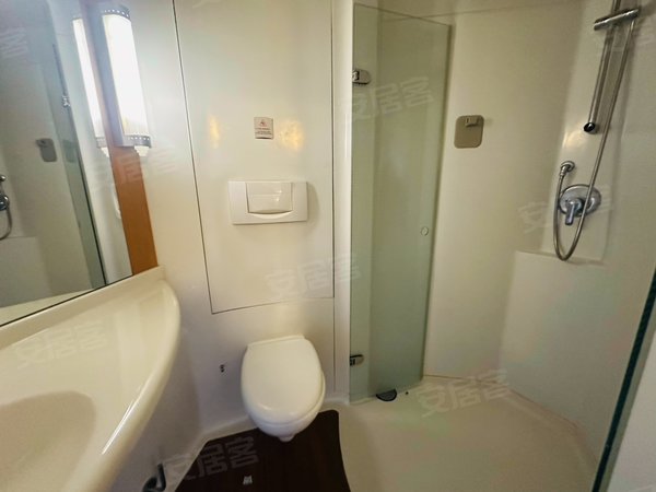 大连中山三八广场五五路小区(南山商圈)月付 中山区 三八广场 人民路 近地铁 小公寓出租房源真实图片