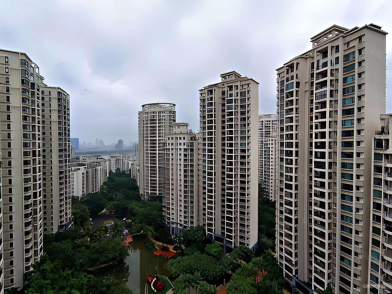 华发新城三期碧水蓝天