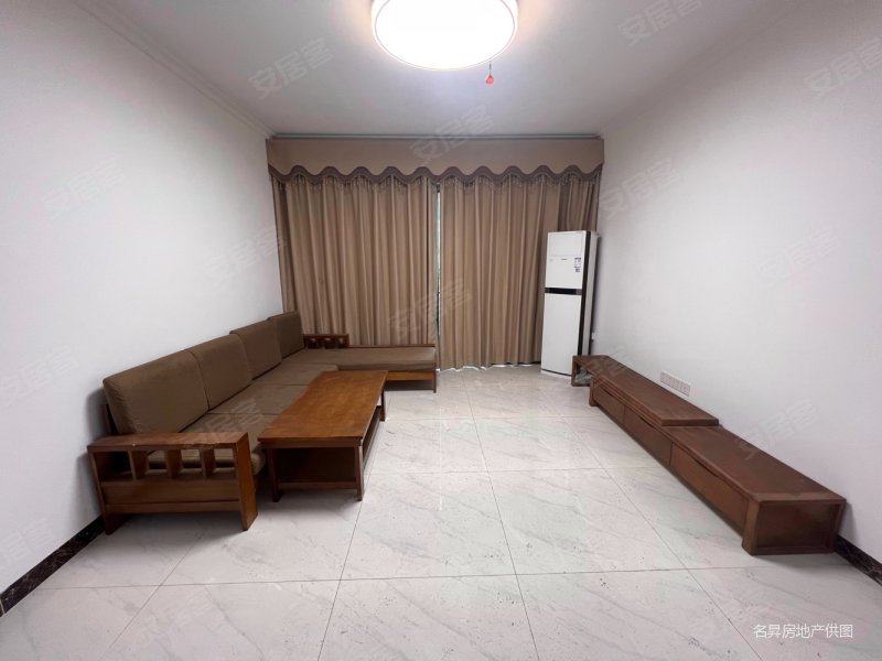 房东急售鹿茵华庭大三房赠送品牌家电拎包入住