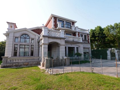 上海二手房 绿洲比华利花园 > 董萍解读绿洲比华利花园小区不足
