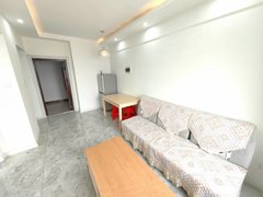 可月租月付，客卧独立，兴田上城电梯一居室，松江二厅旁。