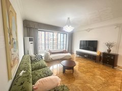 汕尾汕尾城区东涌碧桂园天誉小区188平四房双套间拎包入住，装修靓租金3400出租房源真实图片