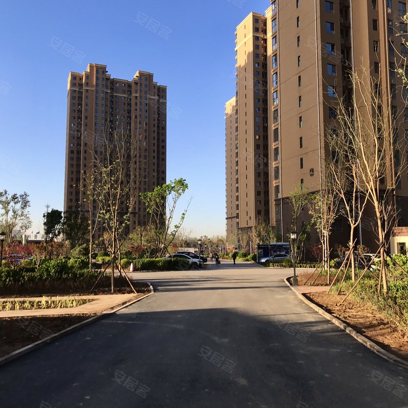 曹荣宽 2020-07-02 09:31:06 润佳花园目前总共18栋楼,总高26层,所有