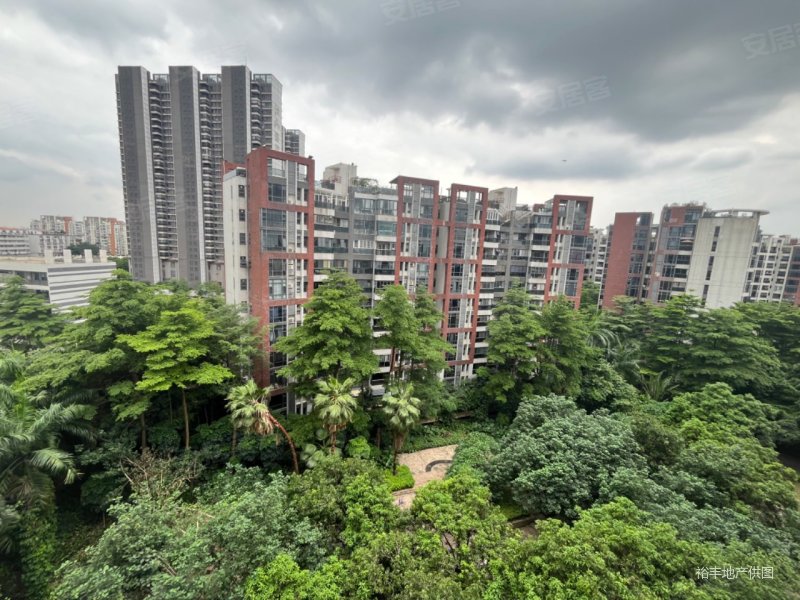 水蓝郡花园(会展世界城) 4 房  152.73 方