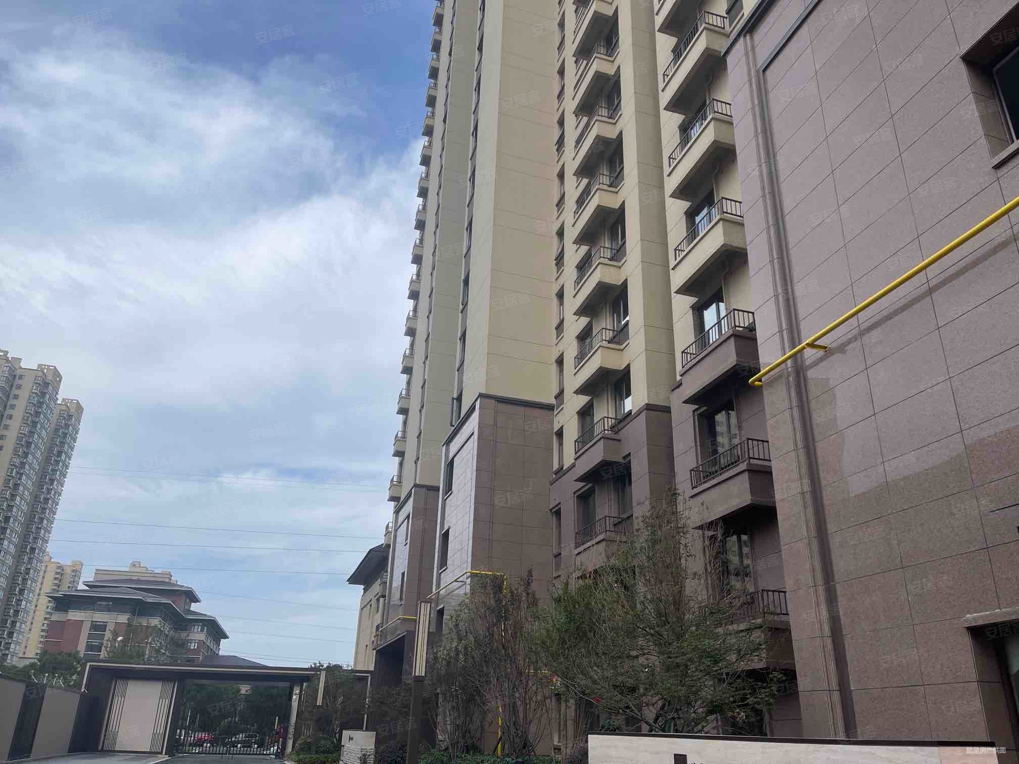 正规商品房,建业滨河珑府二手房,108万,3室2厅,2卫,117平米-洛阳安居