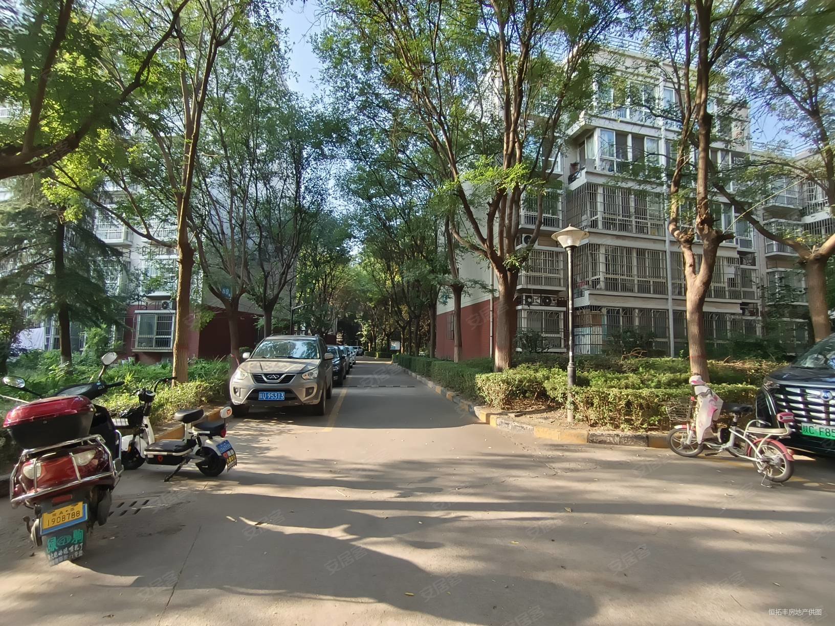 无尾款手续简单,车城温泉花园二手房,90万,3室2厅,1卫,118平米-西安