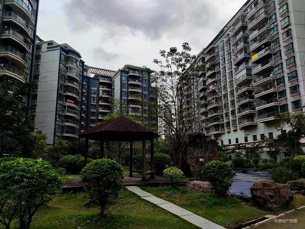 惠景豪苑j合理出行方便小区非常适合居住