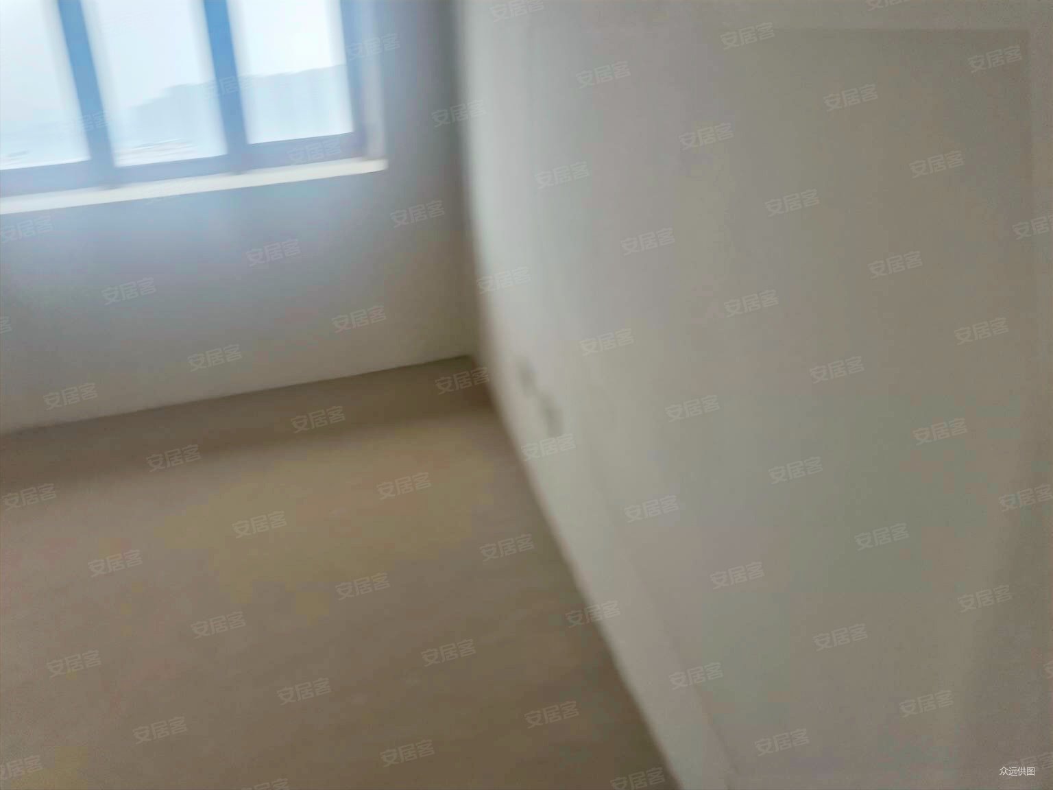 国企开发商 高新地铁三号线 龙湖天街旁 商业配套齐全,通宇林景博园