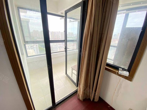 苏州工业园娄葑怡葑庭怡葑庭 电梯房 五号线荷花荡地铁口近港华大厦