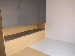 盘锦盘山府前大街凤凰桥桐轩小区7000一年65平 南北通透 精装修出租房源真实图片
