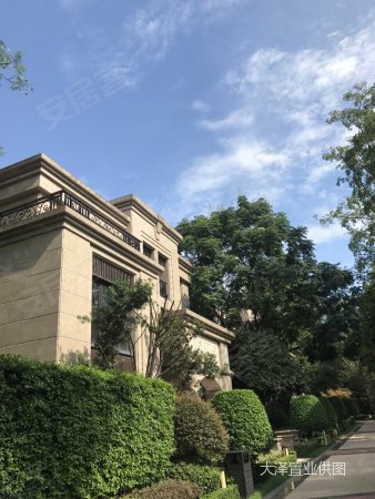 重庆二手房 渝北二手房 新牌坊二手房 山顶道国宾城御府 您的网络状况