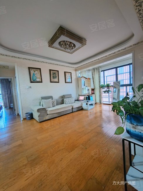 丽水云天 采光好 环境优美 商业配套齐全 适合住家