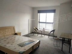 驻马店驿城体育场西班牙小镇 4室1厅1卫出租房源真实图片