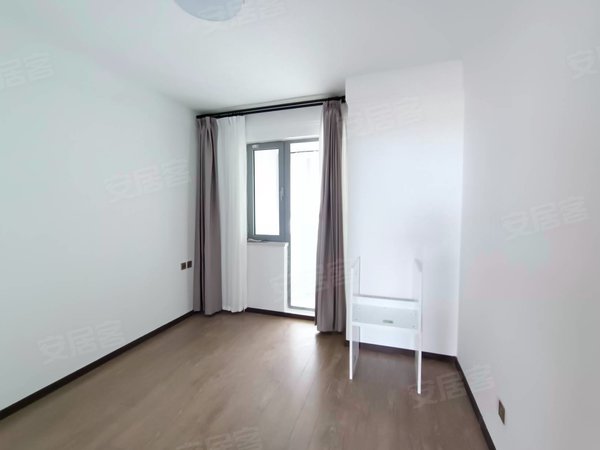 青岛黄岛薛家岛樾金沙抢住好房!