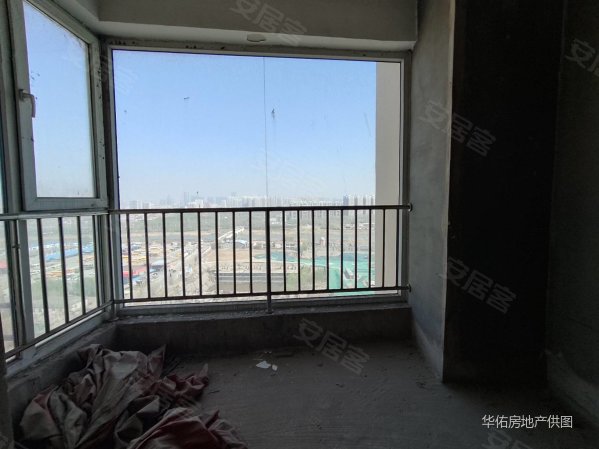 新上房源万聚凯旋城边户南北通透有证首付19个有钥匙