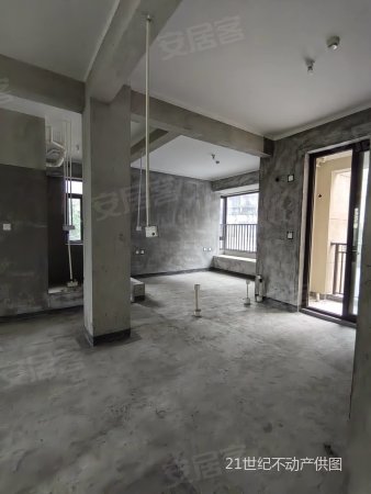 建发央著6室2厅4卫245㎡南北155万