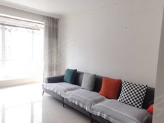 盘锦大洼和谐广场步梯六楼,拎包入住包物业,有空调冬暖夏凉,南北通透出租房源真实图片