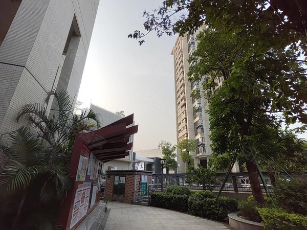 珠海香洲柠溪福康花园迎宾北路附近福康花园二期电梯精装靓三房出租