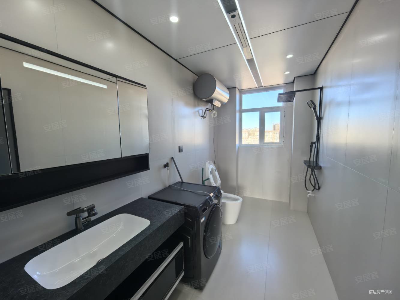 方悦名都3室2厅2卫151㎡南北95.8万