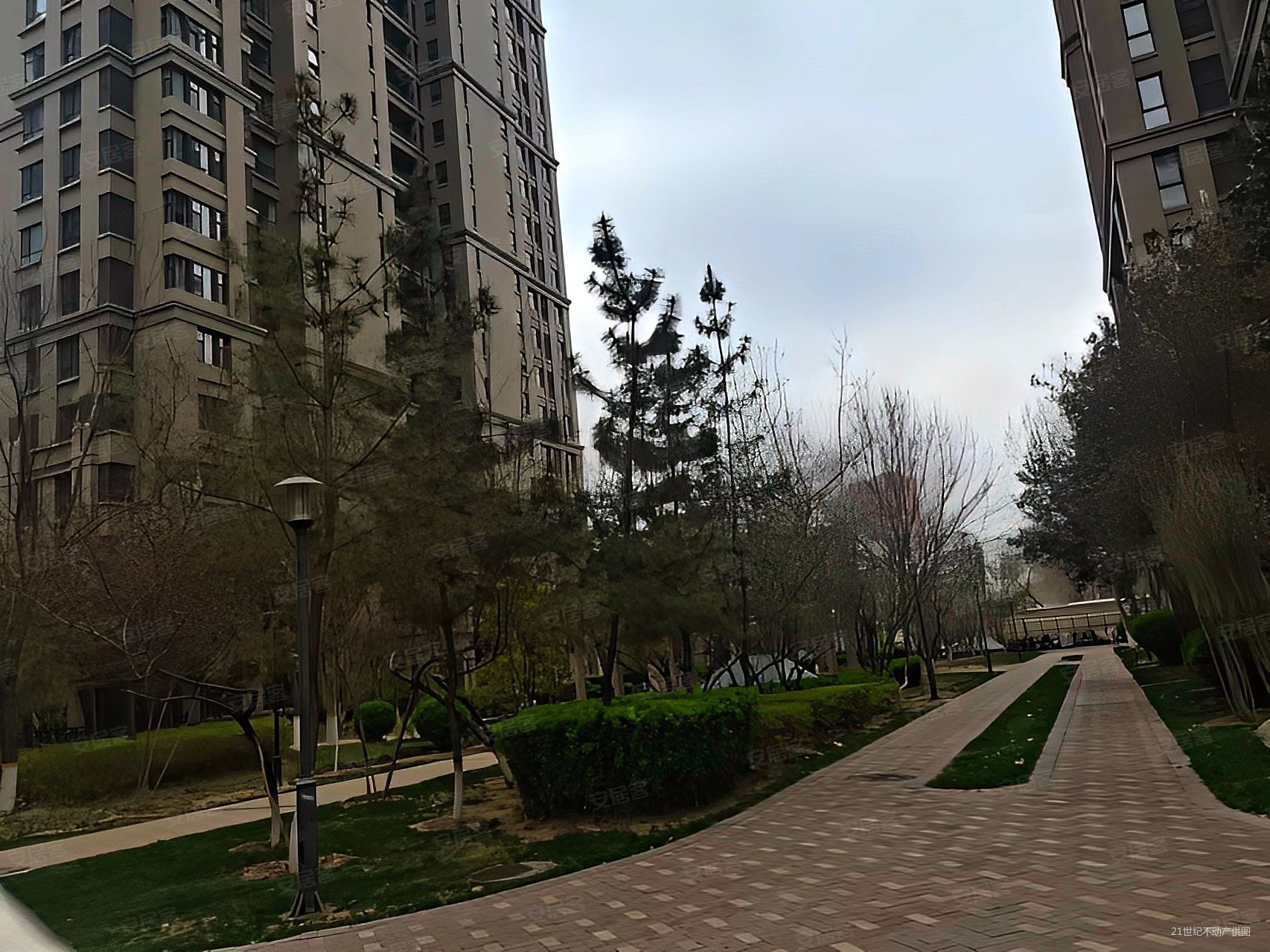 远见小区3室2厅2卫120㎡南北195万