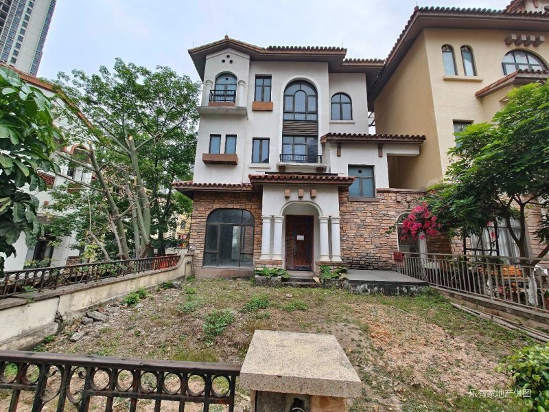 中山奥园(一期别墅)6室3厅5卫180㎡南北348万