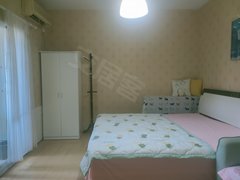 重庆渝中临江门附二院旁,江景房,精装电梯房,拎包入住出租房源真实图片
