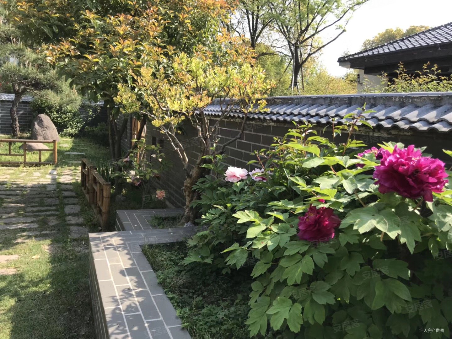 760万 出售,香榭丽花园(别墅)二手房,760万,5室33厅,2卫,260平米-苏州