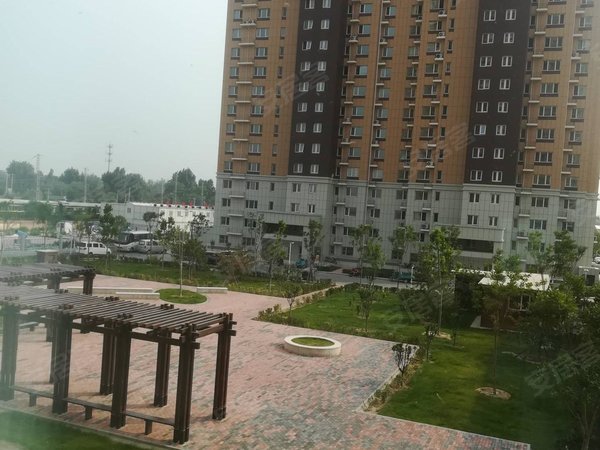 北京通州八通轻轨沿线京铁潞园(紧挨八里桥城铁)京铁潞园,两居室,带