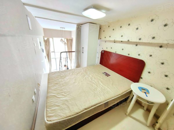 急租近昆华医院昆钢大厦安康路上精装跃层电梯房拎包入住