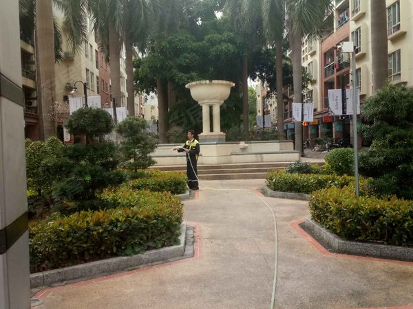 深圳龙岗坂田万科四季花城(北区)五和地铁600米 万科四季花城 125平4