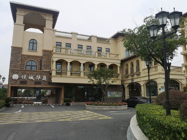 上海奉贤奉城悦城华庭出租 悦城华庭   一室二厅 精装修 2200看房方便