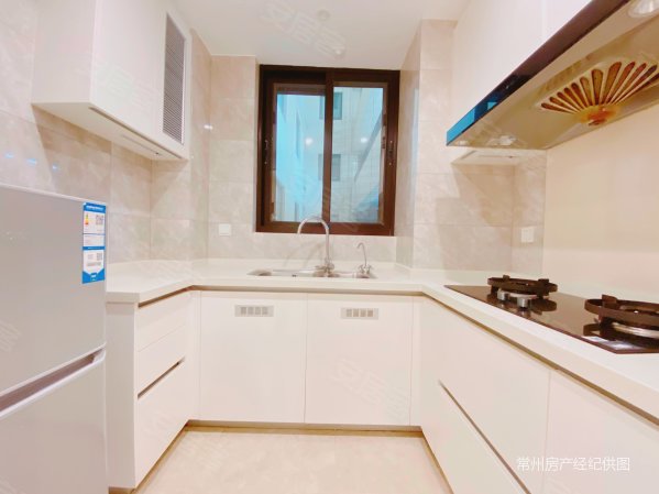 一一4万新城金樾采光没问题随时看房价格实惠刚需