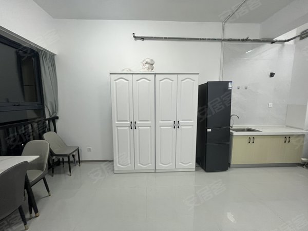 马鞍山雨山华润苏果橙果公寓橙果公寓 精装一室 可短租 可付一押一