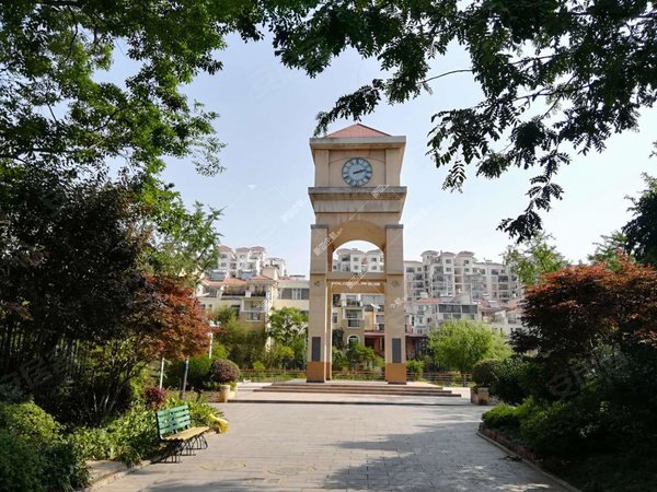 昆明官渡官南大道玫瑰湾端头带60平花园 官南大道 玫瑰湾别墅195平