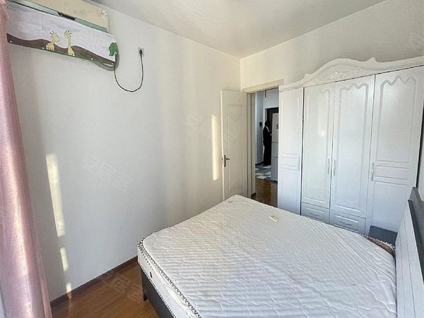 香河新广场物美新城广场潮白晓月(香河)高速口汽配城 潮白晓月一居