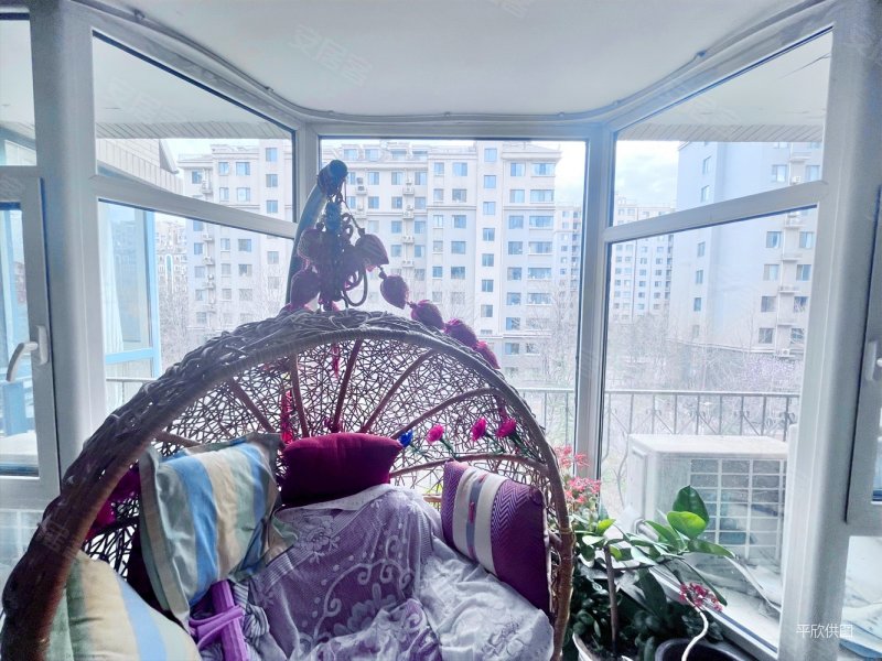 庆馨家园4室2厅2卫177.88㎡南北595万