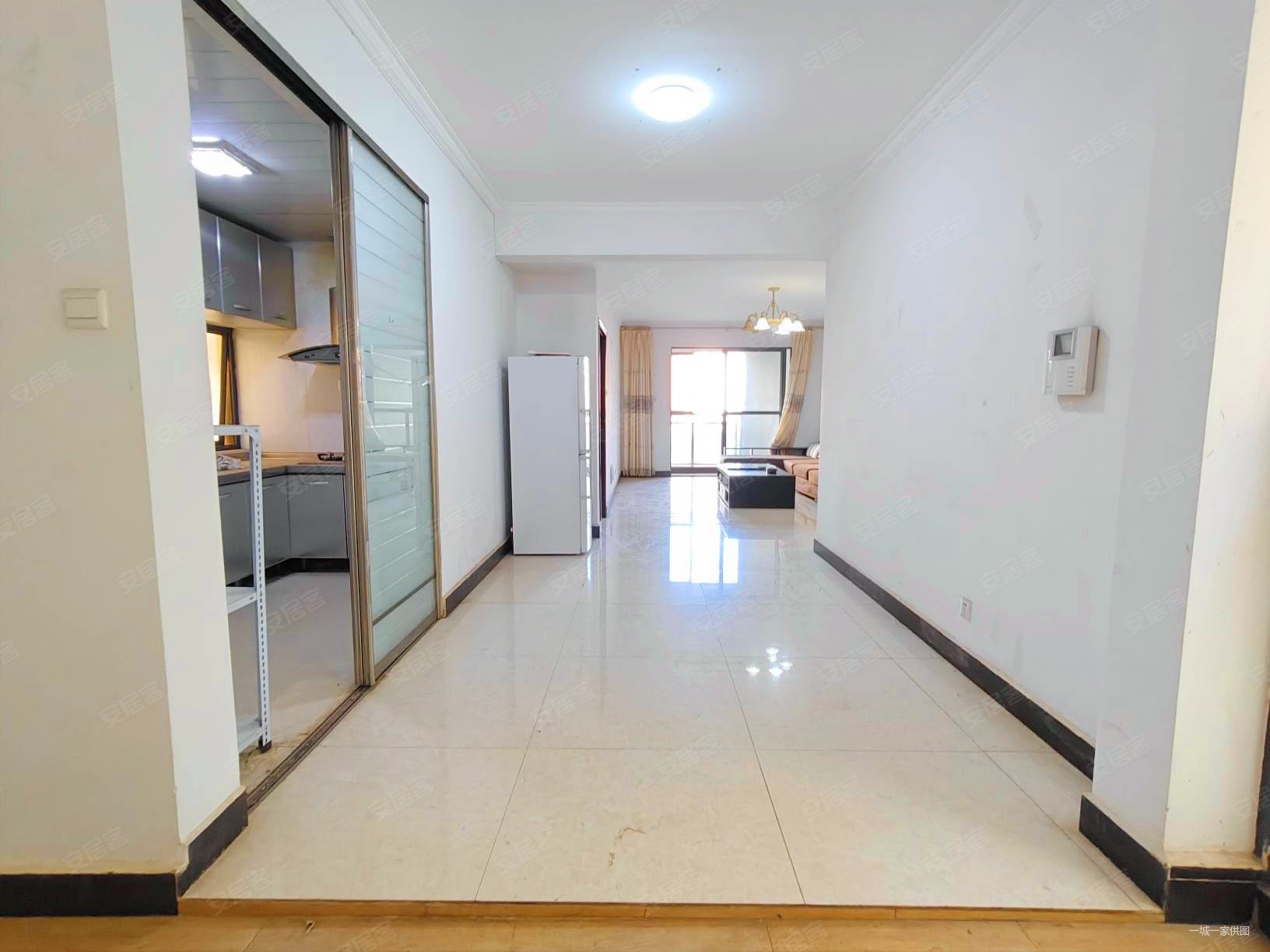 吾悦广场 地铁口 洋房 三房双卫 诚心出售,中晟溪城二手房,97万,3室2