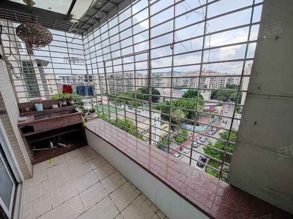 厦门湖里殿前翔鹭花城(二期)翔鹭花城二期小区中庭精装修大三房出租