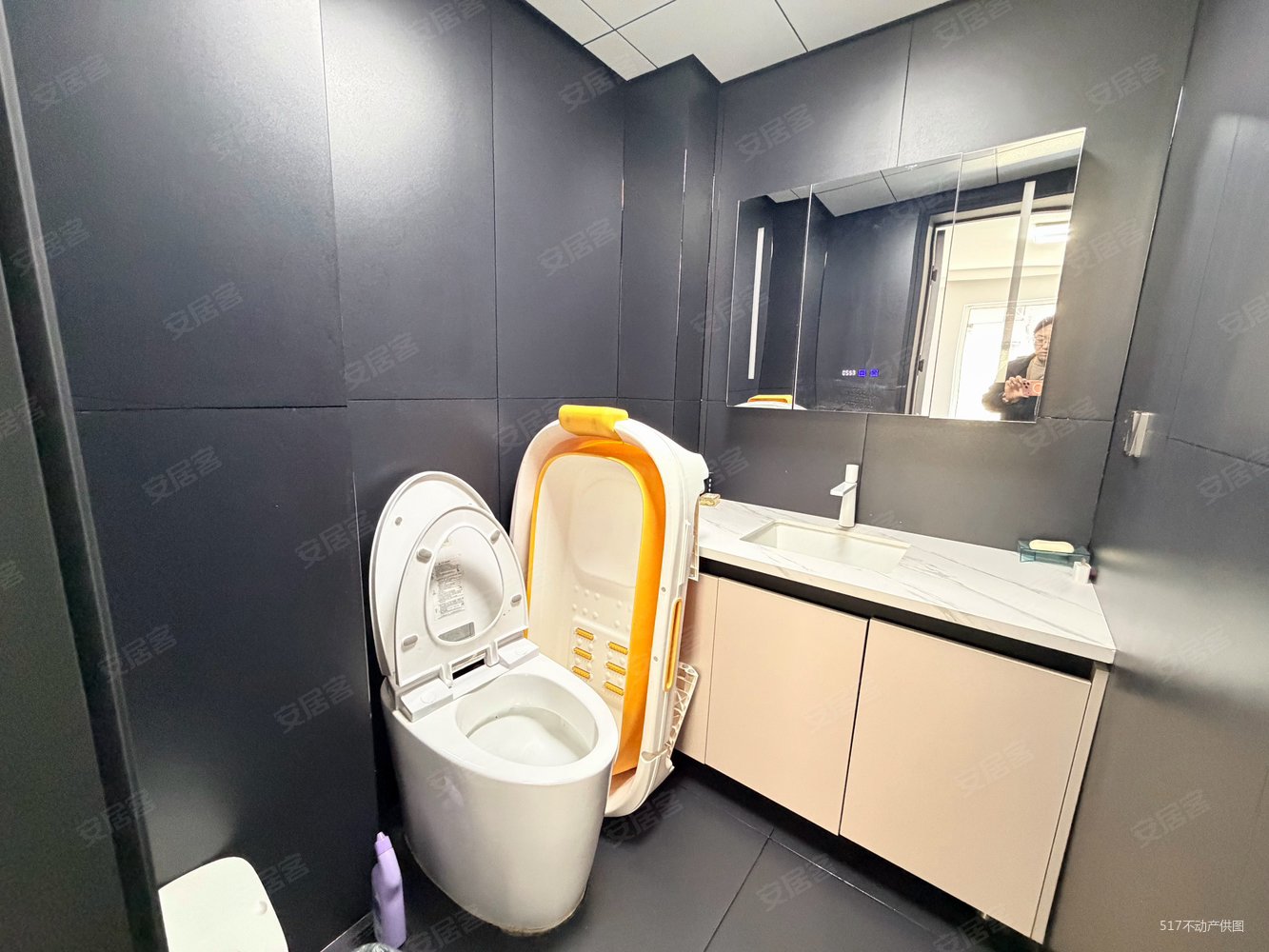 百年华府3室2厅2卫117.95㎡南北69万