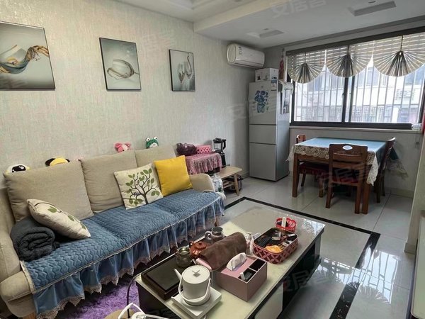 【多图】书院巷小区,宜城租房,城中大统华边上4楼 精装两室一厅 首租