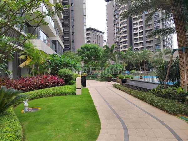 南宁良庆五象大道彰泰城(b区)彰泰城 精装4房 配齐 前海人寿 地铁4号